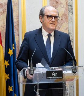 El Defensor también ha reclamado datos sobre si existen áreas de mercado residencial tensionado y si se van a aplicar las medidas previstas al respecto en la Ley por el Derecho a la Vivienda.