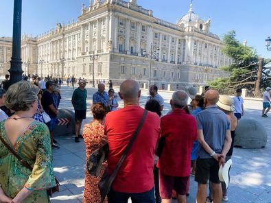 El programa ofrece un recorrido cada sábado y domingo, del 12 de julio al 20 de septiembre, de carácter gratuito y previa retirada de la entrada.