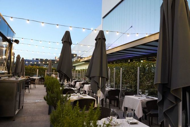 Bálamo es más que un restaurante, es un lugar de donde los clientes pueden disfrutar del mejor pescado y marisco a un precio imbatible, en un espacio único que cuenta con más de 5.000m2.