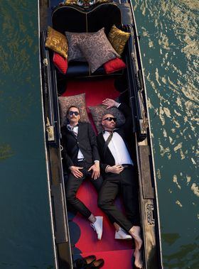 Alessio y Nicola Campa proceden de una antigua familia de tradición de maestros artesanos del vidrio en Murano. 