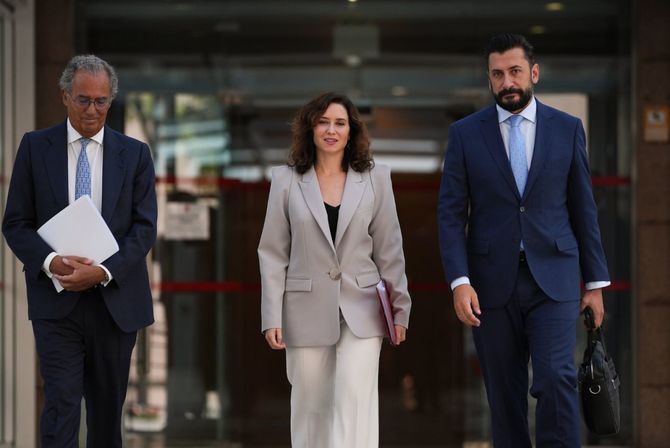 Este jueves es el turno de la mandataria madrileña, que tomará la palabra. Hará balance de gestión y desglosará las principales líneas de acción de su Gobierno para los próximos doce meses. Será a partir de las 12.00 horas y sin límite de tiempo.