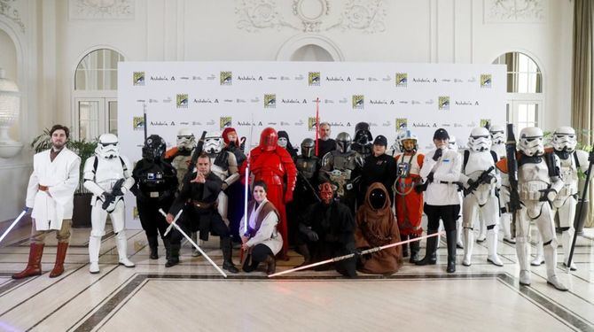 Más de 300 horas de contenido único, que recoge lo mejor –y a los mejores– de sus principales temáticas: cómic, cine, animación, literatura, juegos de mesa o 'gaming', hasta completar una parrilla que ofrece, simultáneamente, más de 15 opciones para elegir y personalizar la experiencia San Diego Comic-Con Málaga a gusto de cada asistente.