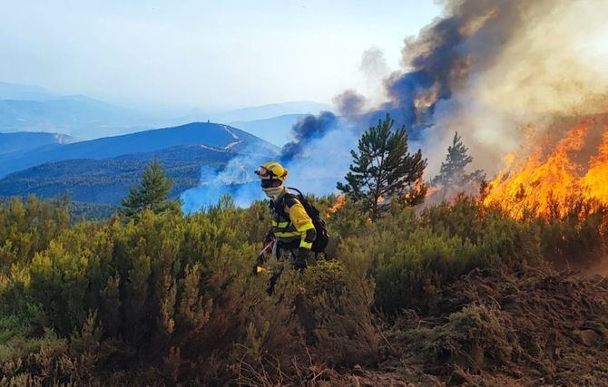 España enfrenta un total de 141 riesgos relevantes y 51 riesgos clave por el cambio climático, según un nuevo informe que el Ministerio para la Transición Ecológica y el Reto Demográfico (Miteco) presentará el próximo martes.