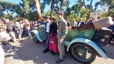Los participantes comenzaban a concentrarse en la Escuela Técnica Superior de Ingenieros Industriales (calle de José Gutiérrez Abascal, 2), en el distrito de Chamartín, punto de partida de una ruta que, desde las 10.30 horas, recorría algunas de las calles de la ciudad.
