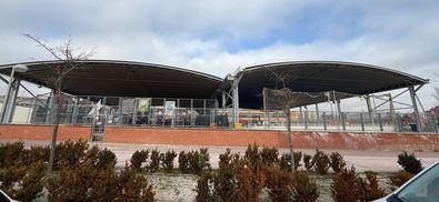 Vestuarios y ampliación de la cubierta, en la IDB Las Tablas