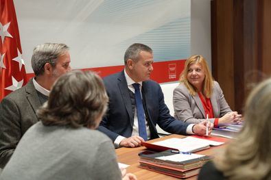 El Consejero del Gobierno de Ayuso ha subrayado su 'reconocimiento y gratitud más sincera' a los profesionales sanitarios del Hospital Universitario Ramón y Cajal, que le han acompañado en el tratamiento.