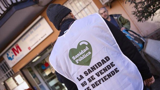 La Federación Regional de Asociaciones Vecinales de Madrid (Fravm), junto a la Asociación para la Defensa de la Sanidad Pública de Madrid (ADSPM), CCOO Madrid y UGT Madrid, convoca una gran manifestación unitaria el próximo domingo, 8 de febrero, a las 12.00 horas.