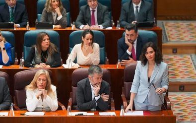 Ayuso se opone al listado de médicos objetores