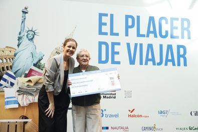 Esta iniciativa incluye todos los años un concurso fotográfico entre los participantes con tres categorías: temáticas: 'Viajar con los cinco sentidos', 'Con mis compañeros de viaje' y 'Mézclate con ellos'.