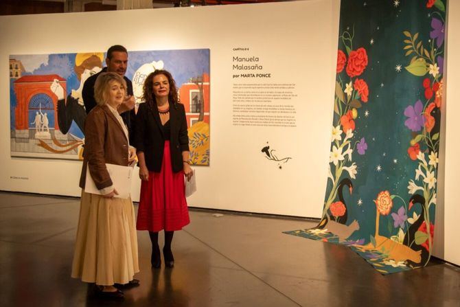 La delegada de Cultura, Turismo y Deporte, Marta Rivera de la Cruz, ha inaugurado hoy la muestra, que se podrá visitar hasta el 3 de mayo.