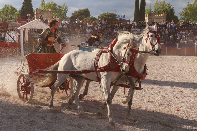 Alcalá de Henares acogerá, del 30 de abril al 3 de mayo, el Gran Circus Maximus, un espectáculo inspirado en la antigua Roma con carreras de cuadrigas, luchas de gladiadores y otras recreaciones históricas, en el marco de Complutum Renacida.