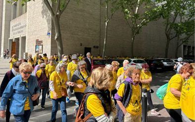 De 'marcha', con los mayores de Tetuán