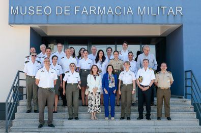 La ministra de Defensa ha visitado esta unidad, en la localidad madrileña de Colmenar Viejo, cuya actividad es esencial para la seguridad y defensa nacional al garantizar el abastecimiento.