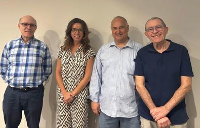 La concejala de Tetuán, Paula Gómez Angulo, ha asistido a la charla, que ha sido impartida por Antonio Carretero Peña, doctor ingeniero industrial y experto en sostenibilidad ambiental, junto a José Prieto y Fernando Híjar, presidente y vocal de actividades de la AAM.
