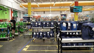 El 43% compra en 'supers' físicos y 'online'