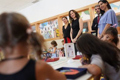 El curso ha empezado este lunes con normalidad para cerca de 637.000 estudiantes de las primeras etapas educativas.