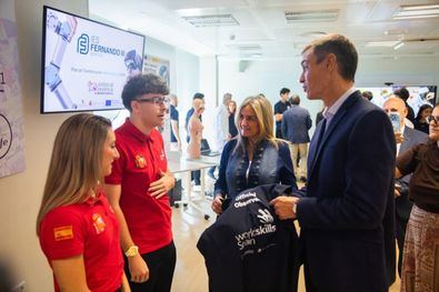 El Consejo de Ministros da luz verde al reparto de 107,4 millones de euros a las comunidades autónomas y a la publicación de cuatro convocatorias del Ministerio dirigidas a sectores con escasez de profesionales y dotadas con 126,7 millones de euros.
