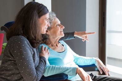 El proyecto ha sido impulsado por Adopta Un Abuelo, entidad pionera conectando generaciones, que ha reforzado el acompañamiento de mayores por la situación excepcional que estamos viviendo.