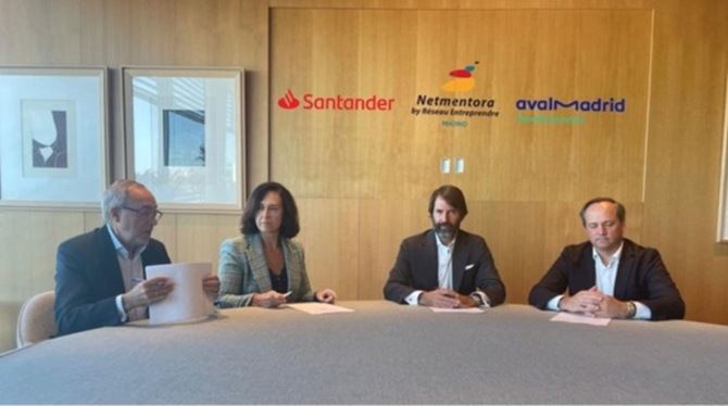 Avalmadrid se ha unido como garante a Banco Santander y Netmentora Madrid en la firma del cuarto Convenio, que tuvo lugar el día 30 de septiembre, en la sede de Banco Santander. El acuerdo fue suscrito por Lorenzo Alonso, director General de Avalmadrid; Marola Balmes, presidenta de Netmentora Madrid, y Francisco Javier Latasa, vicepresidente primero de Netmentora Madrid y Asier González Linaza, director de Negocio de Empresas e Instituciones de Banco Santander. 