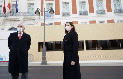 En marcha el montaje del Belén de la Puerta del Sol