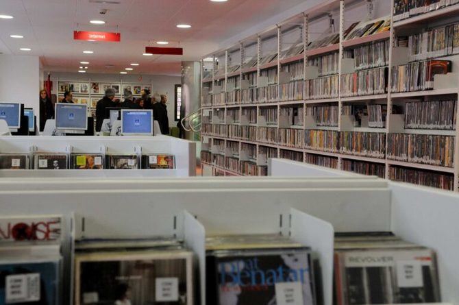 Los 32 centros que integran la red de bibliotecas municipales ofrecen actividades muy diversas con el objetivo de convertirse en lugares de encuentro en torno a la cultura.