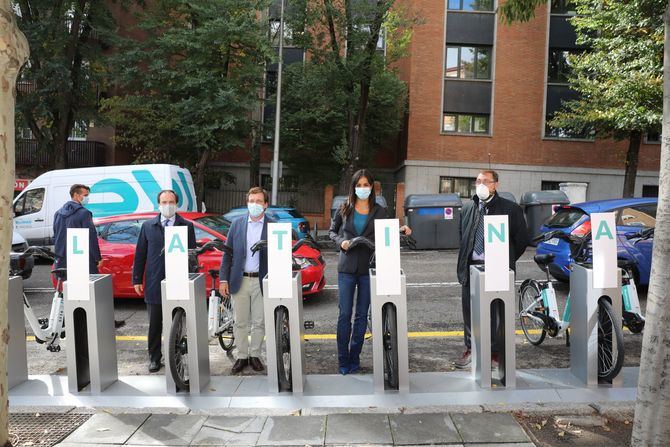 El servicio de BiciMAD llega al distrito de Latina, con la instalación de tres estaciones