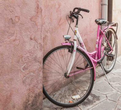 Proteger el suelo pélvico al montar en bicicleta