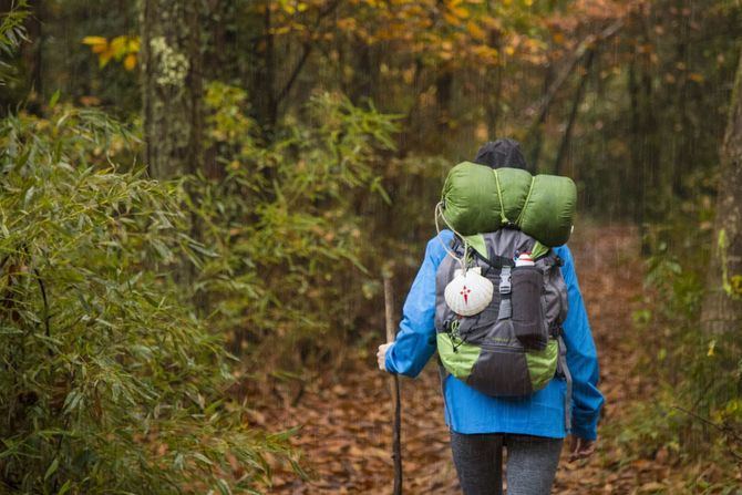 A pesar de que se trata de una de las rutas oficiales del Camino de Santiago más jóvenes –desde 2020–, muchos son los que se animan a recorrer las etapas que transcurren por los ayuntamientos de Ames, Brión, Lousame, Muros, Noia, Outes, Porto do Son, Rois y Santiago, en un recorrido que en total suma 38 kilómetros de longitud y que atraviesa numerosos paisajes naturales de gran belleza.