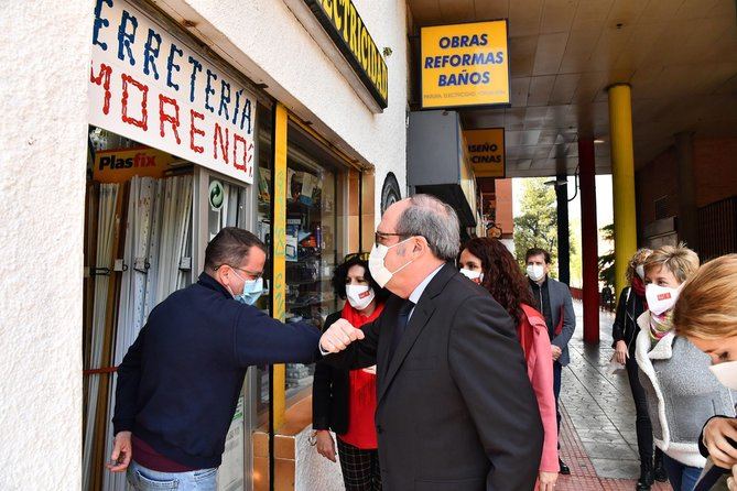 El candidato socialista ha sido de los primeros en dar a conocer su programa de Gobierno al completo, con 350 medidas centradas en 'la pandemia, la reconstrucción social y la recuperación económica'.