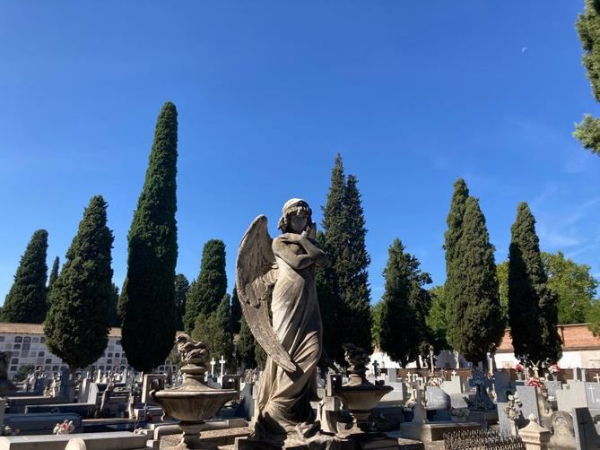 La primera de las visitas guiadas será el 29 de octubre a la Sacramental de San Justo. En esta ocasión, se terminará con un concierto de música clásica en el primer patio que se inauguró. El cementerio este año cumple su 175º aniversario.