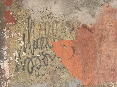 El grafiti del mítico Muelle aparecido en las obras de un edificio de la Cava Alta esquina con la calle de Toledo, en el distrito de Centro, podría llegar a salvarse 'en su mayor parte', ha señalado el concejal socialista Antonio Giraldo.