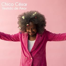 El cantante y compositor brasileño Chico César presenta su nuevo álbum en directo, en Madrid