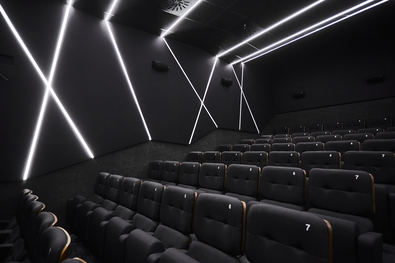 Los cines Embajadores contarán con una sala para cien espectadores y dos para cincuenta, que se estrenarán con el 50 por ciento del aforo, y proyectarán en V.O.S.E.