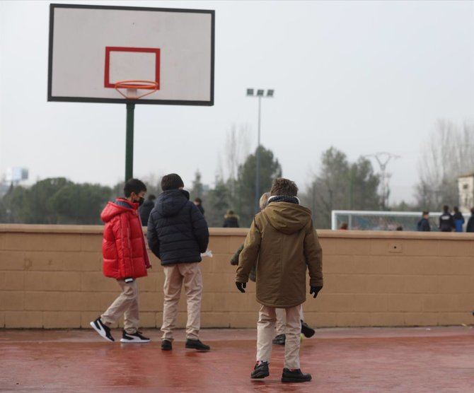 El 0,45% de las aulas están en cuarentena -un total de 298-, y 30.081 estudiantes, lo que supone un porcentaje del 2,42% en la región.