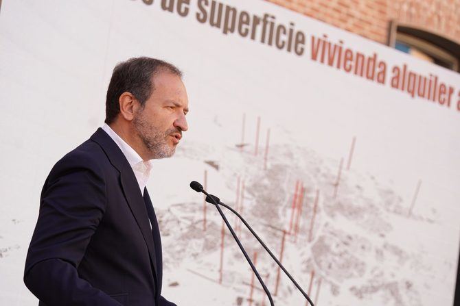 Mariano Fuentes, delegado del Área de Desarrollo Urbano del Ayuntamiento de Madrid, durante la presentación del concurso, el pasado mes de junio.