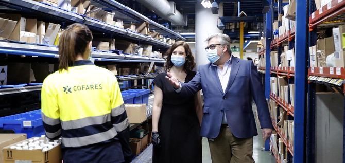 La presidenta regional ha resaltado la “valentía” de los farmacéuticos durante el COVID-19, que 'ha estado en los momentos más duros”.