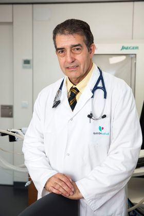 El Dr. Carlos José Álvarez, jefe de Servicio de Neumología del complejo hospitalario Ruber Juan Bravo.