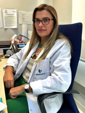 En la imagen, la Dra. Carmen Pingarrón Santofimia, jefa de Equipo de Ginecología del Hospital Quirónsalud San José.