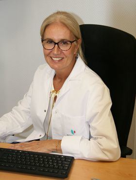 En la imagen, la Dra. Arancha Moreno Elola, jefa del Servicio de Ginecología del complejo hospitalario Ruber Juan Bravo.