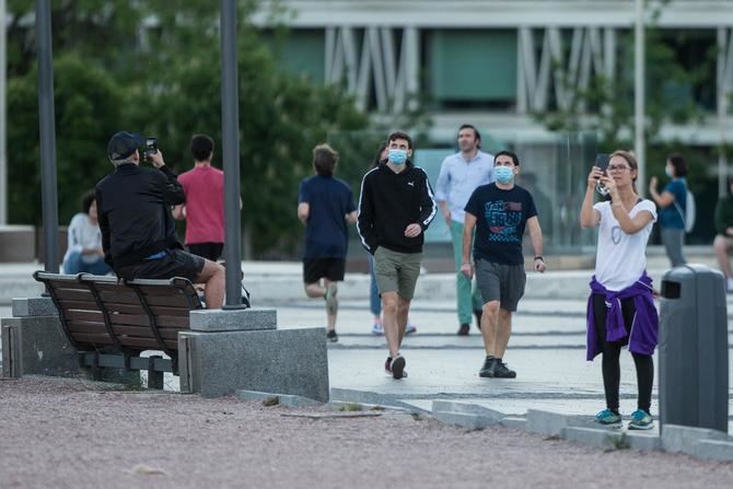 Ecologistas en Acción se suma a las voces que reclaman al Ayuntamiento de Madrid la apertura de parques, jardines y huertos urbanos, con las medidas de seguridad oportunas, como centros de salud física y psicológica para los ciudadanos.