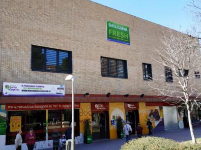 La Escuela está en el Mercado Municipal de Santa Eugenia.