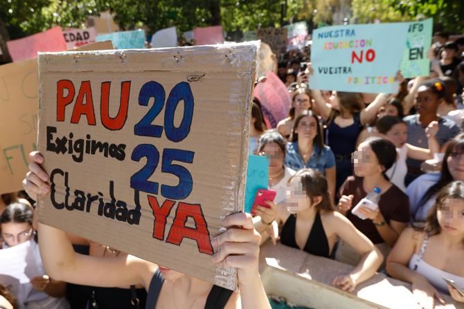 La organización estudiantil ha convocado concentraciones este viernes, a las 12.00 horas, en 50 localidades. La principal movilización tendrá lugar frente a la Consejería de Educación de Madrid.