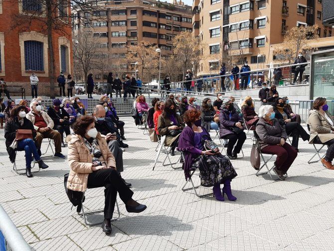 Santiago Saura agradece a las mujeres del distrito su participación activa frente a la pandemia