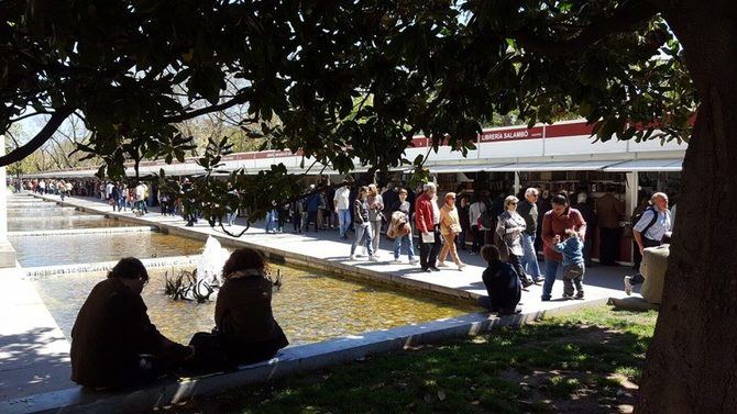 Durante 18 días, 37 librerías especializadas de toda España tomarán parte en una nueva edición de la Feria de Primavera, tras la obligada interrupción por la pandemia de coronavirus.