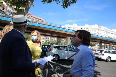 El alcalde y la delegada de Obras comprobaron la situación del Puente de Joaquín Costa