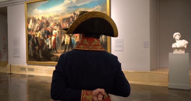 Además de las escenas más conocidas de la Guerra de la Independencia, el '2 y 3 de mayo en Madrid', el vídeo muestra 'La familia de Carlos IV', personajes históricos con quienes Napoleón se relacionó en su época.