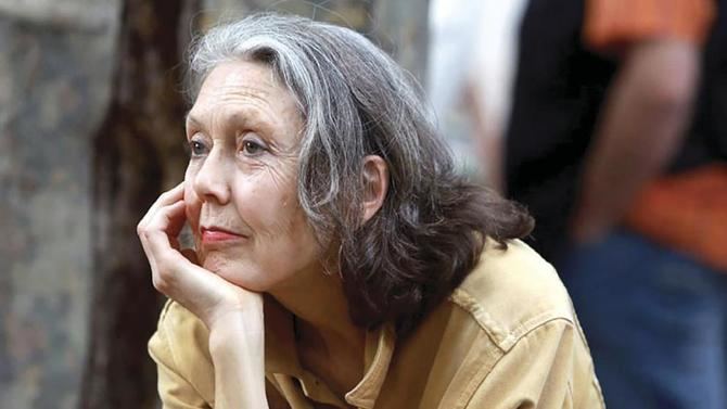 La poeta canadiense Anne Carson, Premio Princesa de Asturias de las Letras 2020, visita España por primera vez este 20 de octubre.