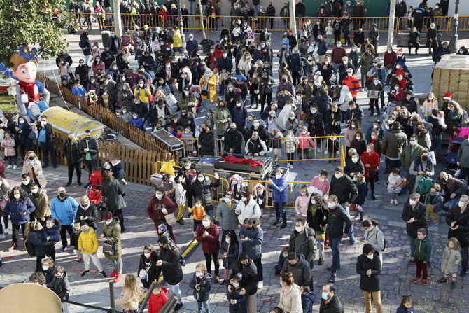 Los Reyes Magos escucharán los deseos de los más pequeños, hasta las 18.00 horas, en el polideportivo Juan de la Cierva, de Getafe.