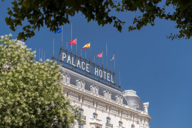 El Hotel Palace cumple 110 años y lo celebra con cuatro fiestas de género 'burlesque'