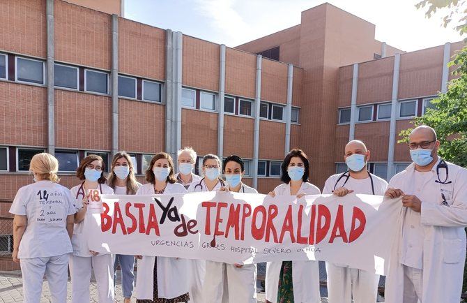 El comité de huelga de médicos y facultativos no fijos de los hospitales públicos madrileños han dado, este jueves, su visto bueno a la propuesta de la Consejería de Sanidad y han anunciado la desconvocatoria de la huelga.